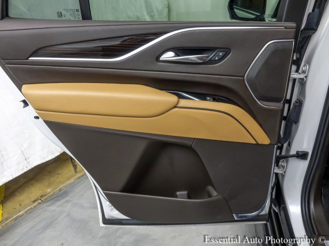 Used 2023 Cadillac Escalade Premium Luxury w/ LPO, Radiant Package image 34