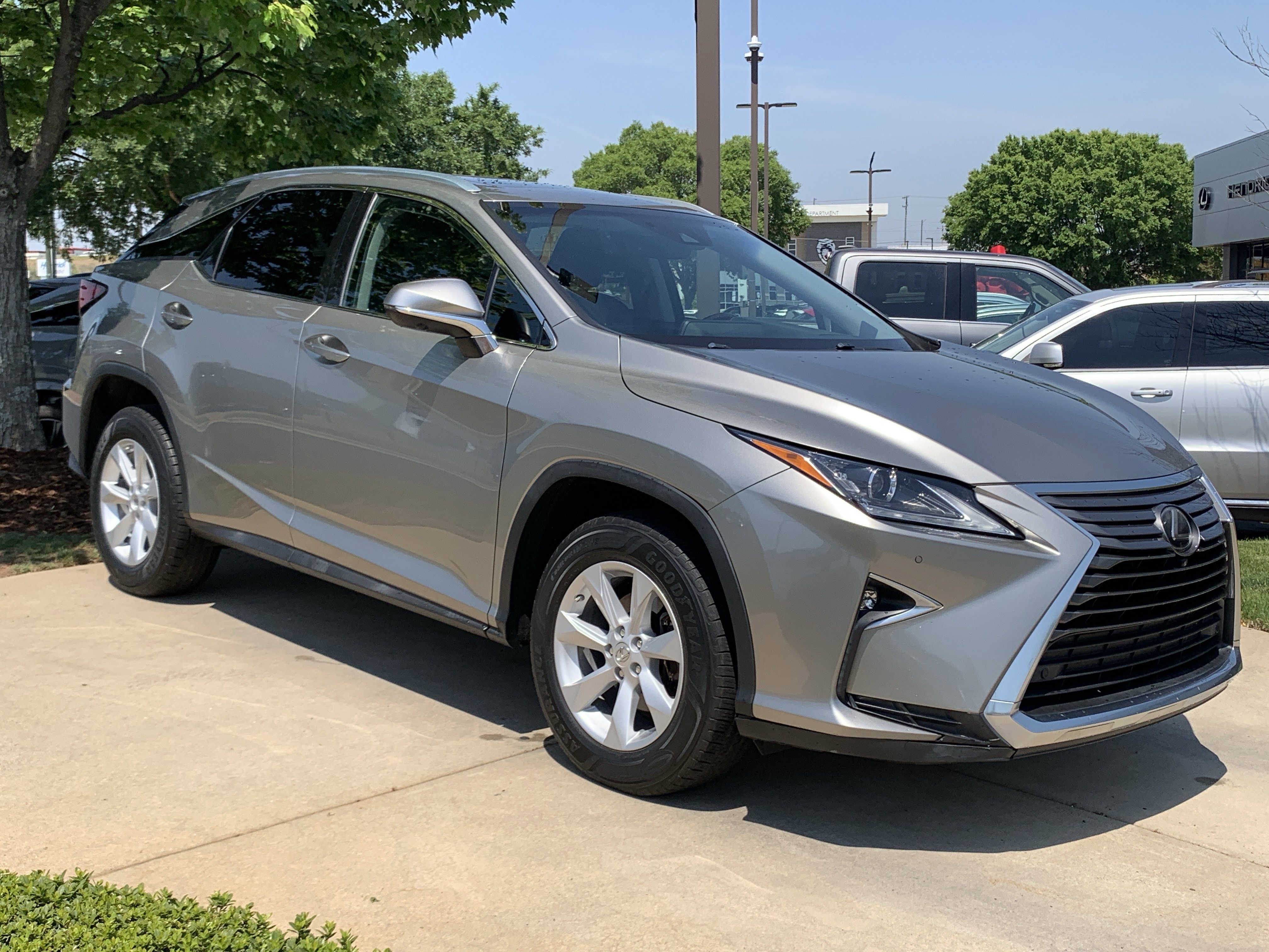 Used 2017 Lexus RX 350 AWD w/ Premium Package image 2