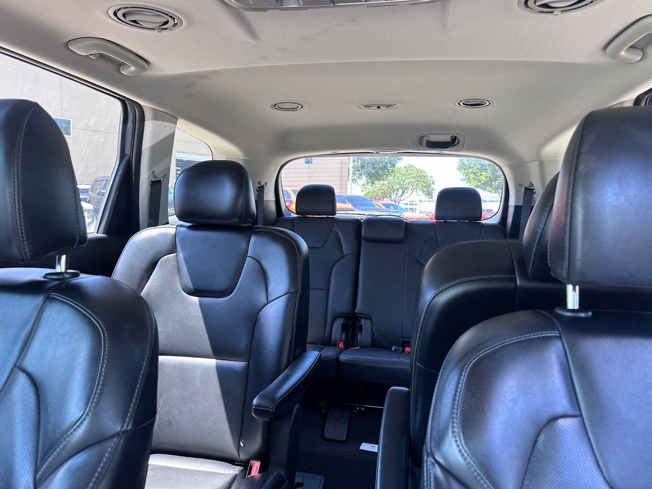 Used 2022 Kia Telluride S FWD image 14