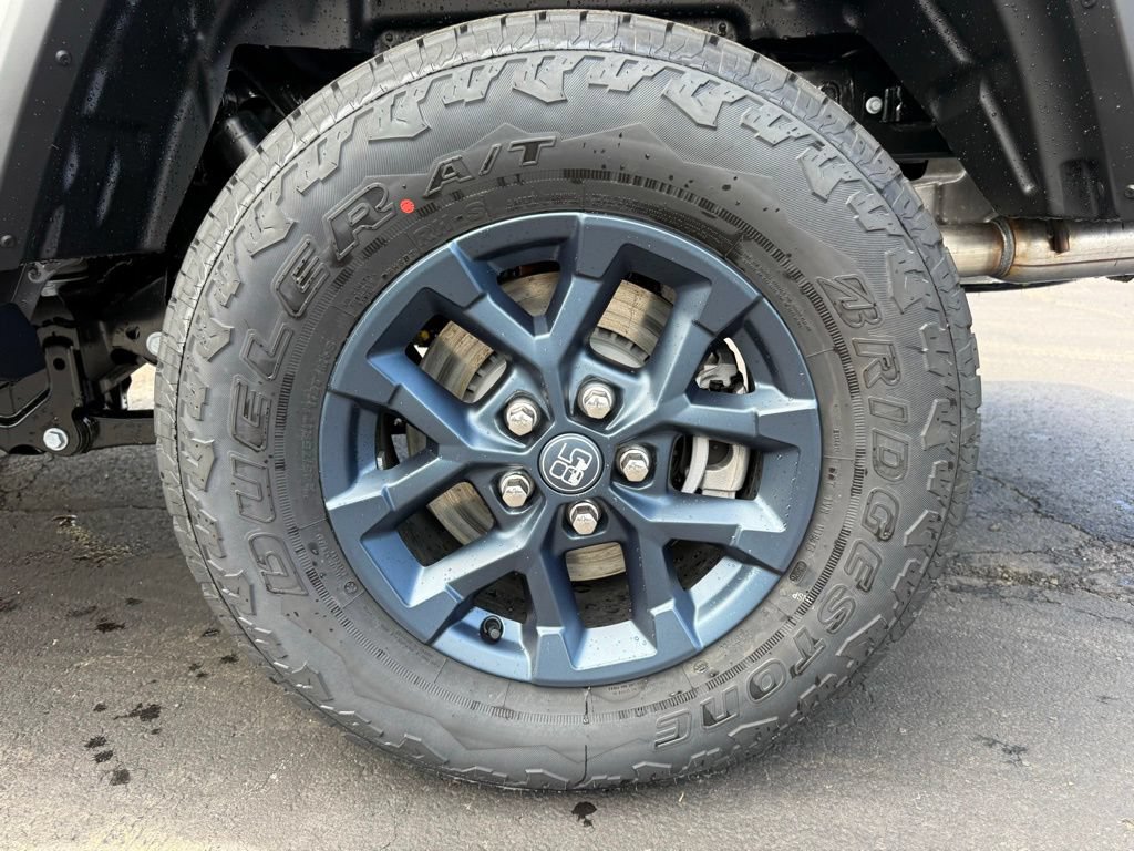 New 2026 Jeep Gladiator Sport AWD/4WD image 30