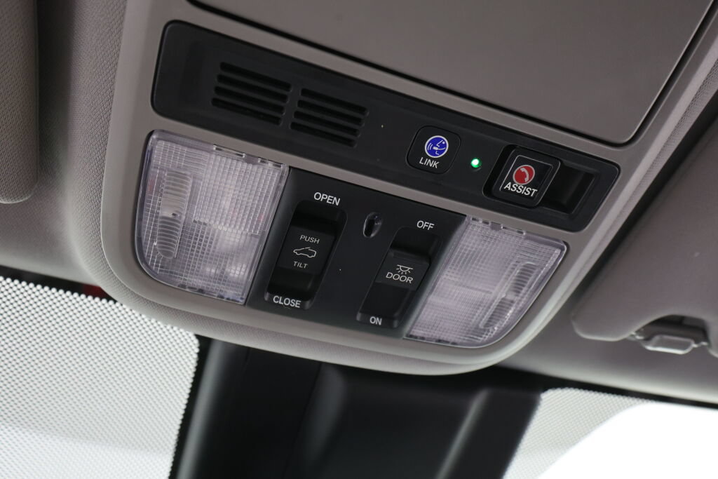 Used 2018 Honda Odyssey Touring image 39