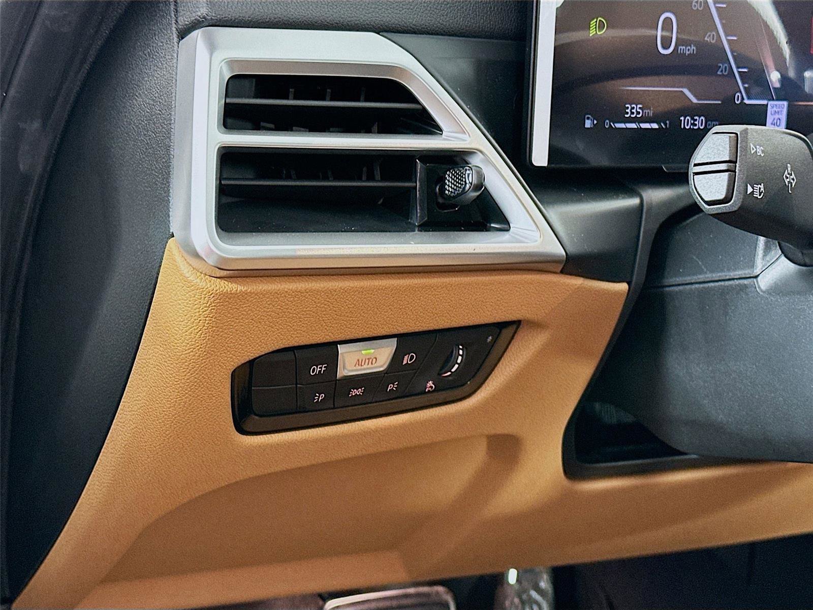 New 2026 BMW 330i xDrive Sedan w/ M Sport Package image 10