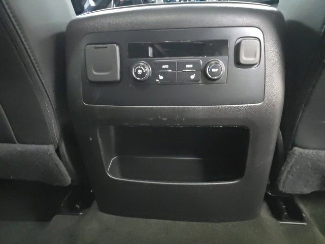 Used 2018 Chevrolet Tahoe LT w/ Luxury Package image 11