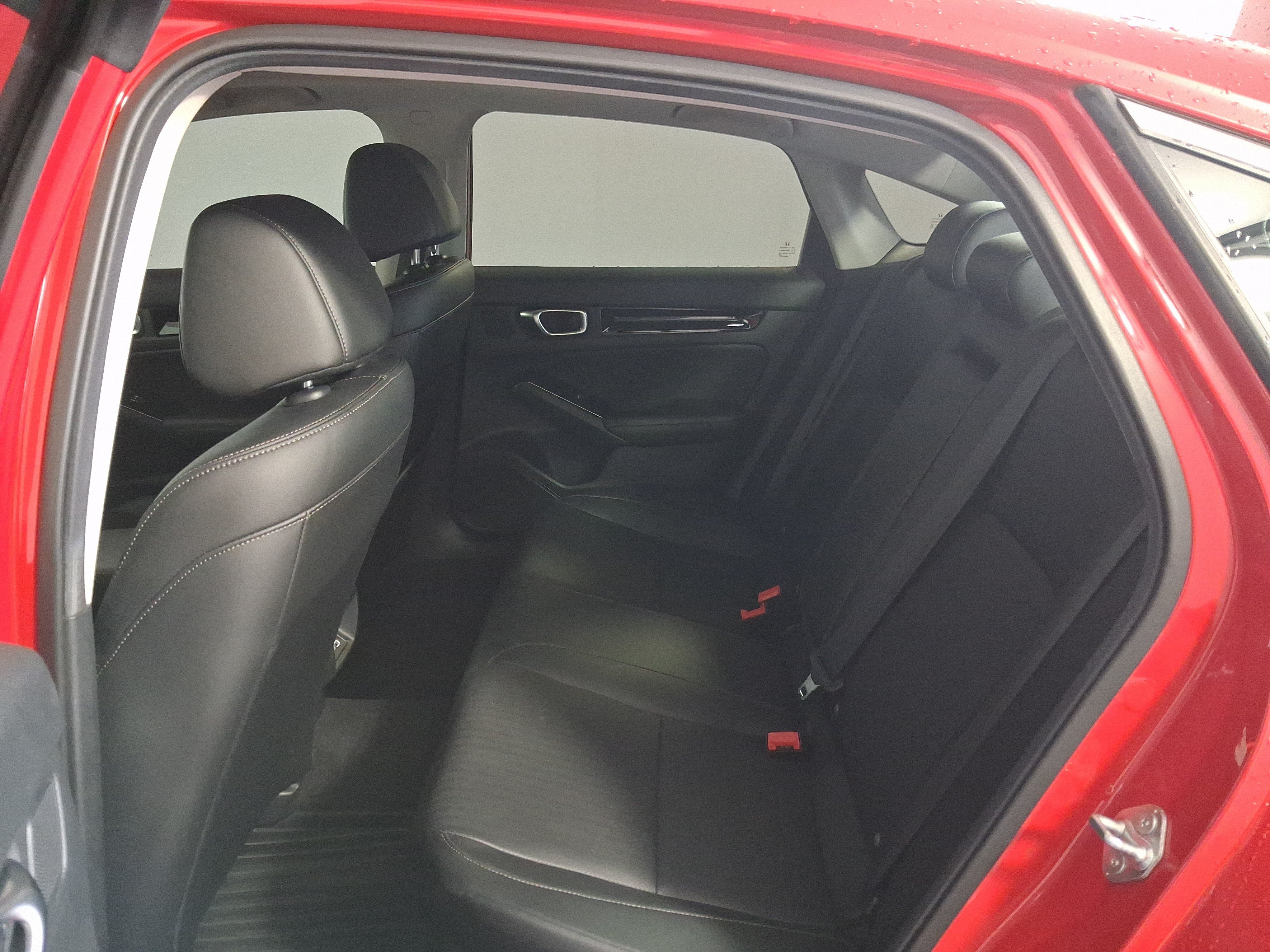Used 2024 Honda Civic Touring image 32