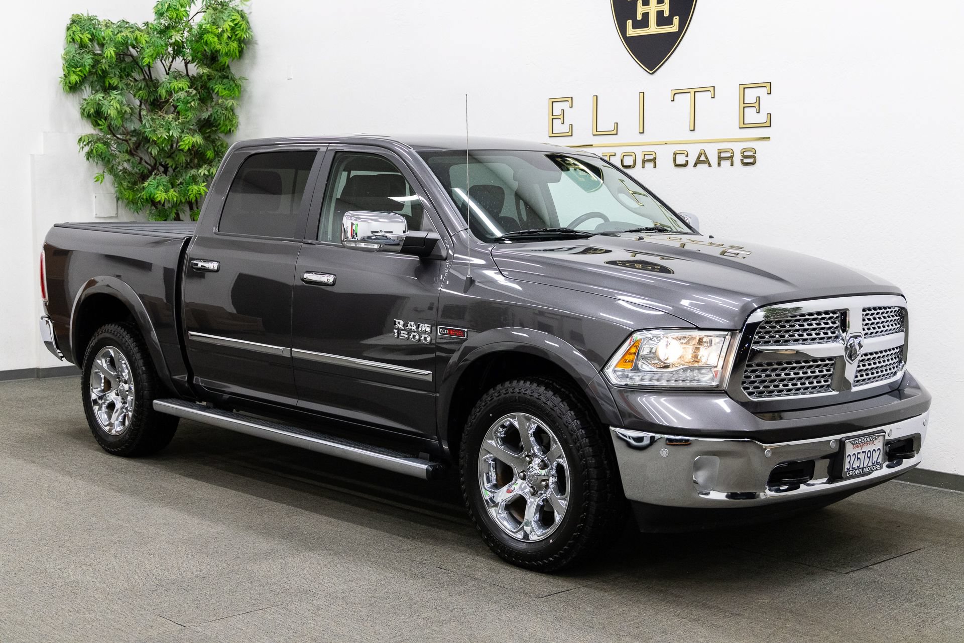 Used 2016 RAM 1500 Laramie w/ Convenience Group AWD/4WD image 9