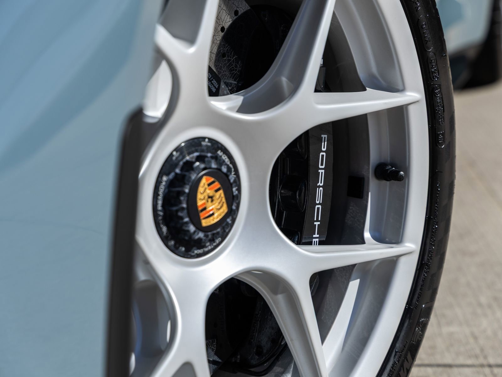 Certified 2024 Porsche 911 GT3 RS RWD image 31