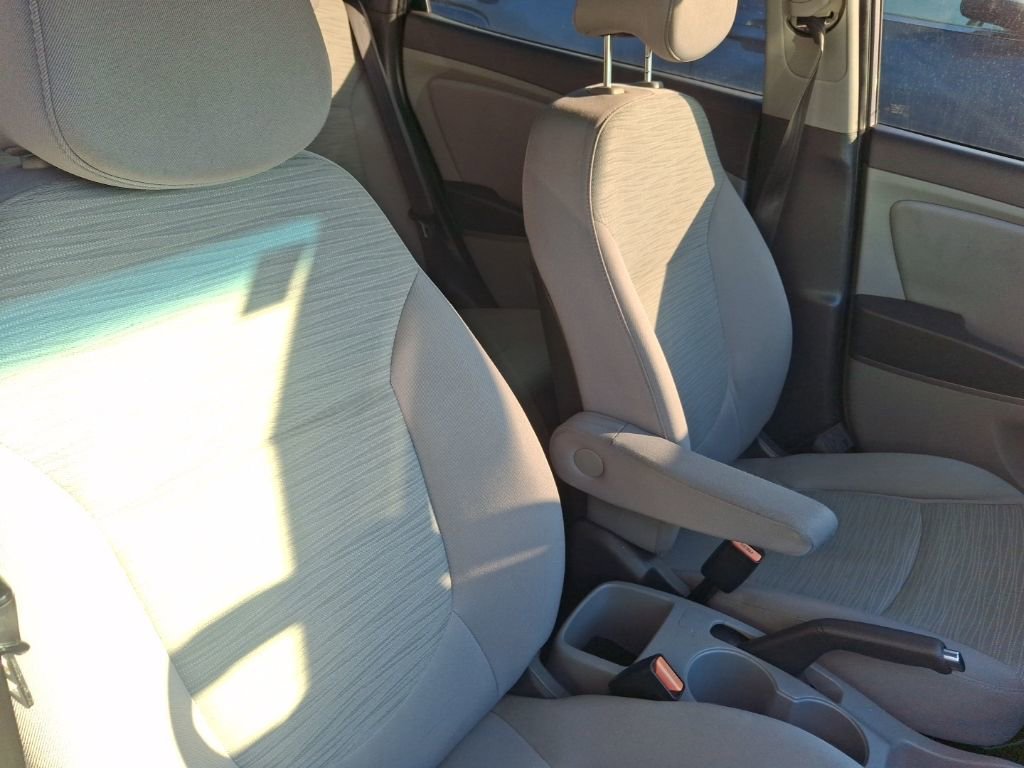 Used 2017 Hyundai Accent SE image 12