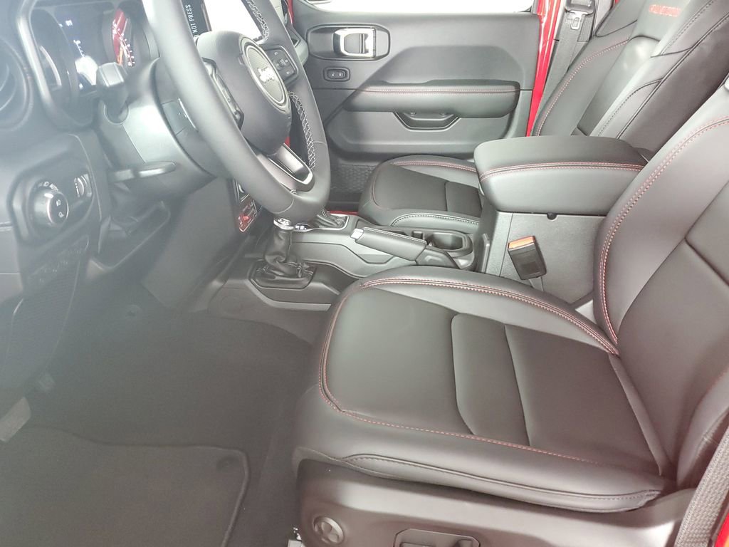 New 2025 Jeep Gladiator Rubicon AWD/4WD image 11