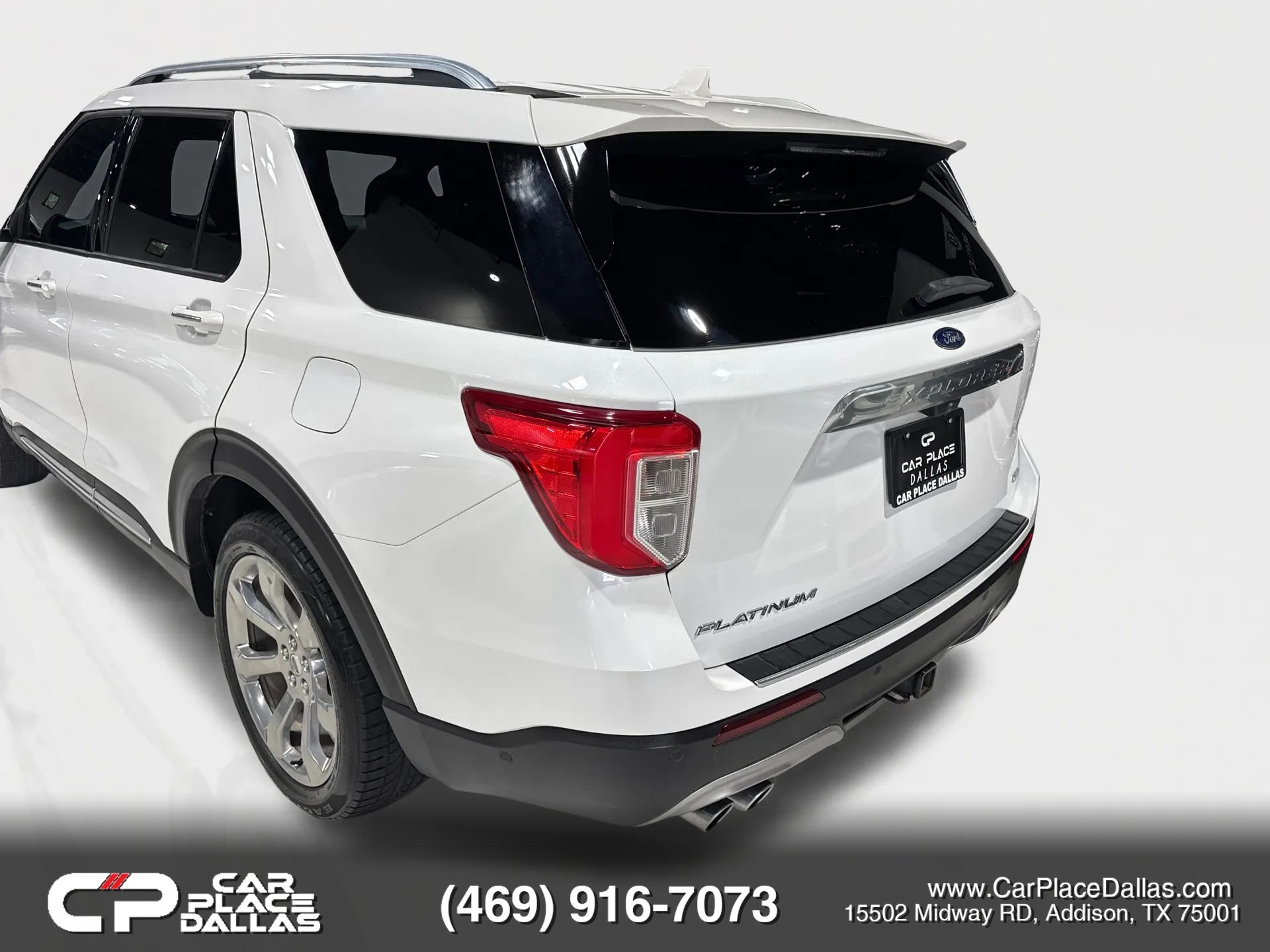 Used 2020 Ford Explorer Platinum w/ Premium Technology Package AWD/4WD image 6