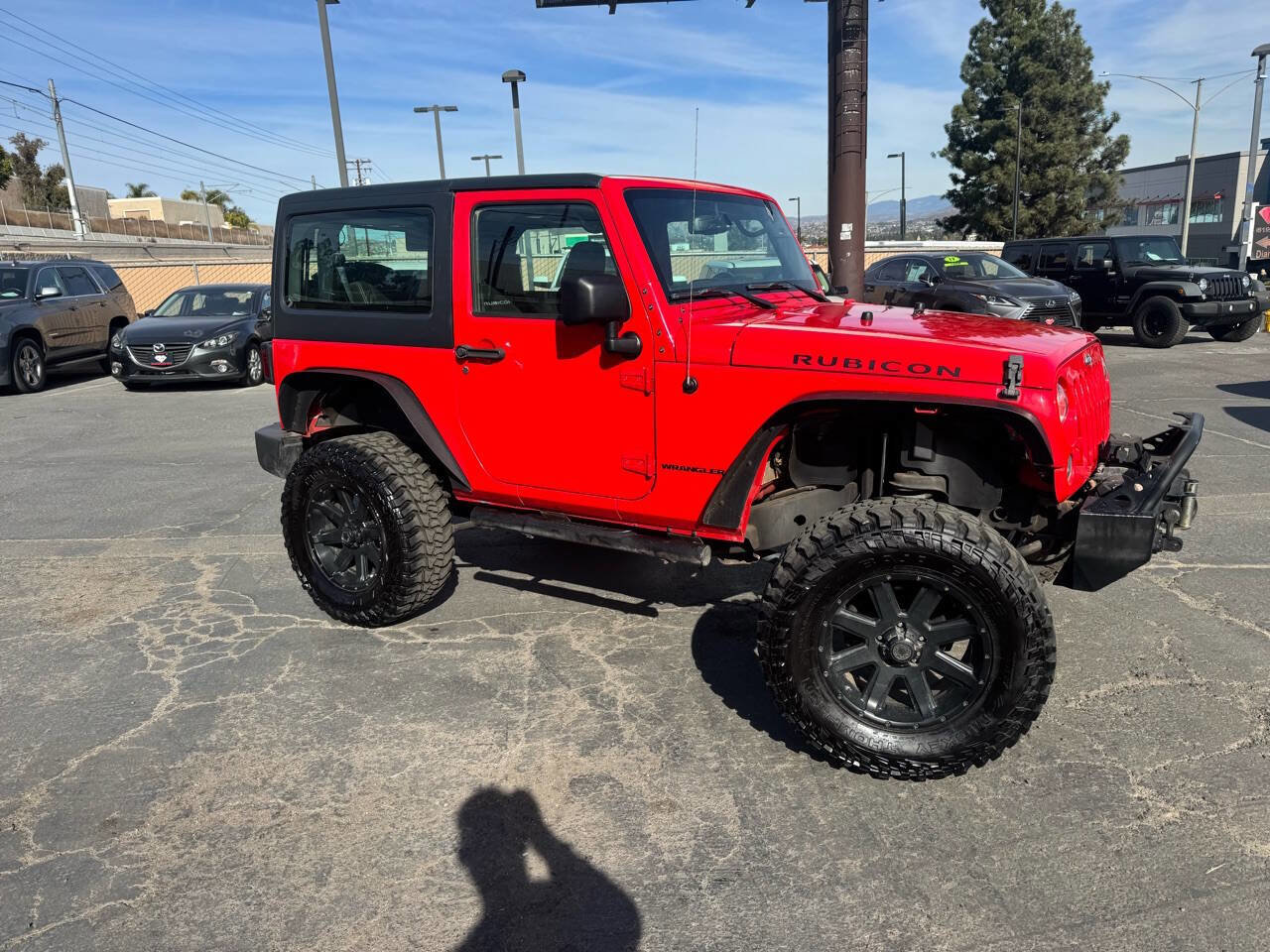 Used 2017 Jeep Wrangler Rubicon w/ Power Convenience Group image 4