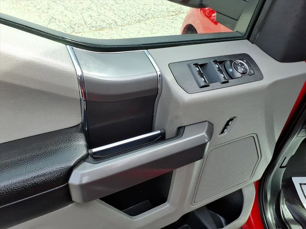 Used 2019 Ford F150 XLT w/ Equipment Group 302A Luxury image 11