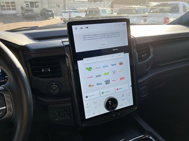 Used 2023 Ford Expedition Max Limited image 27