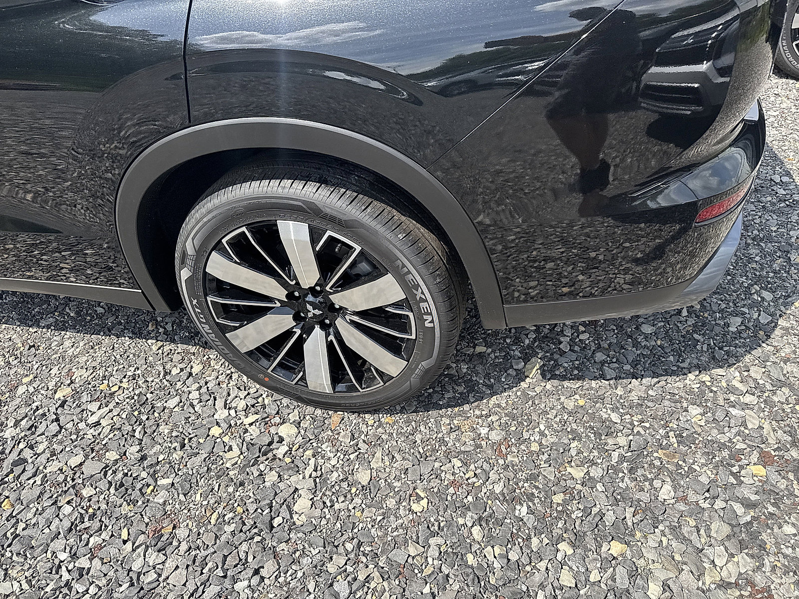 New 2025 Mitsubishi Outlander SE image 7