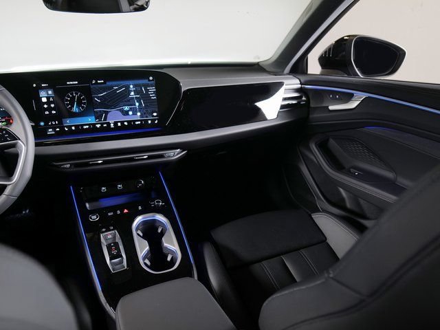 New 2026 Audi A6 Premium Plus AWD/4WD image 17