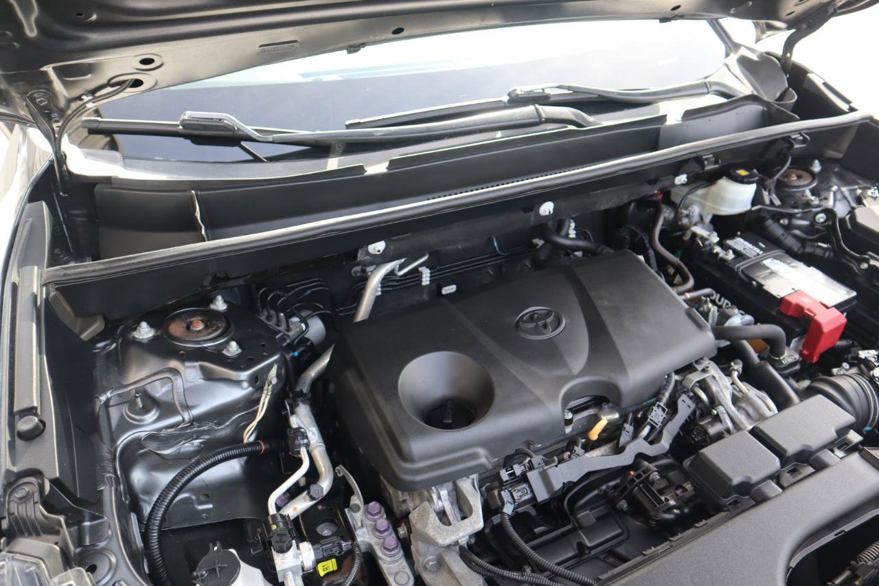 Used 2019 Toyota RAV4 LE w/ All Weather Liner Package AWD/4WD image 32