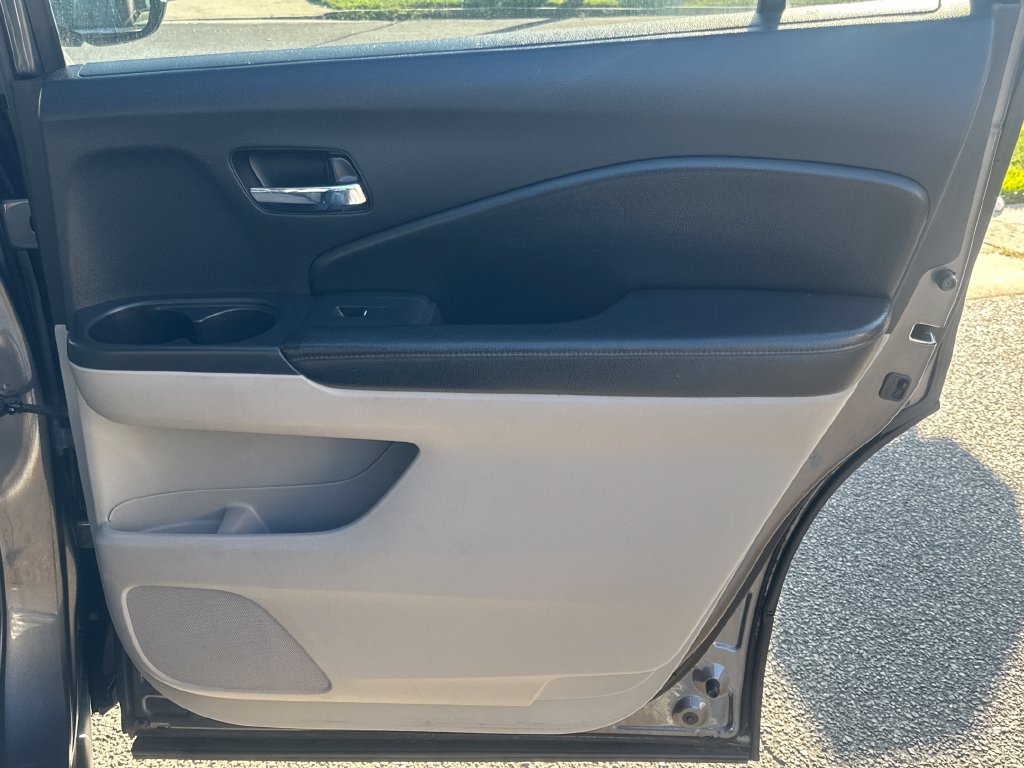 Used 2016 Honda Pilot LX image 26