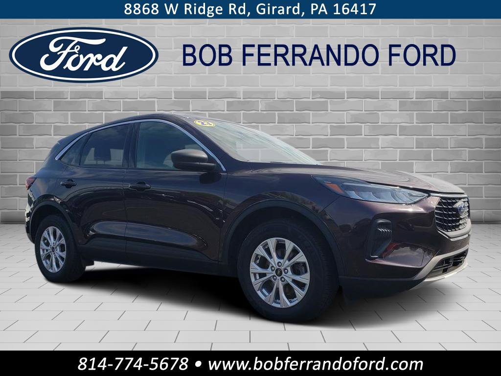 Used 2023 Ford Escape Active AWD/4WD video 1