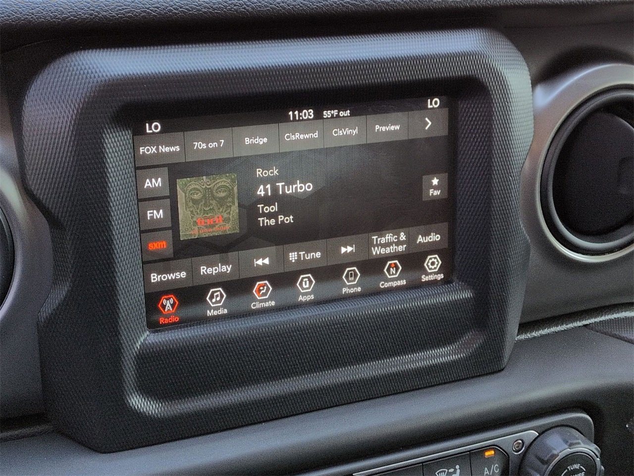 Used 2020 Jeep Gladiator Sport w/ Quick Order Package 24S image 15