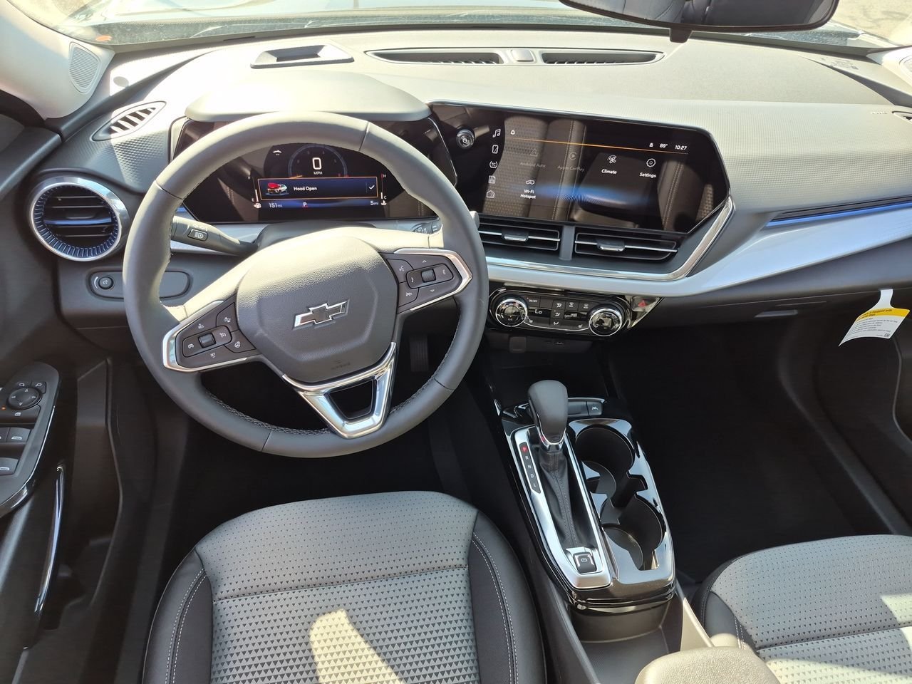 New 2026 Chevrolet Trax LT w/ Driver Confidence Package FWD image 20