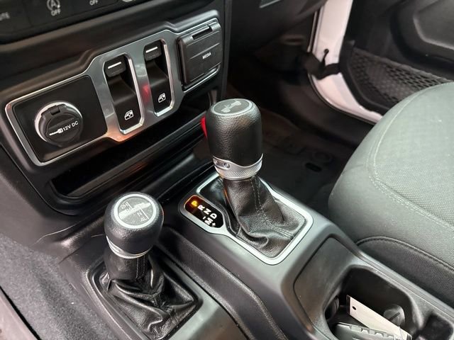 Used 2022 Jeep Wrangler Willys image 22