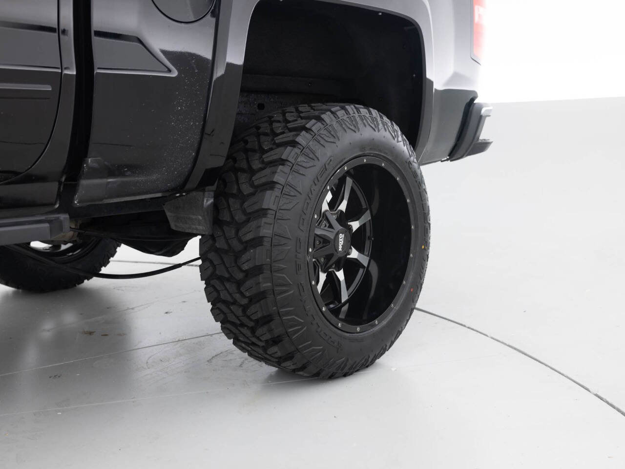 Used 2016 Chevrolet Silverado 1500 LT AWD/4WD image 18