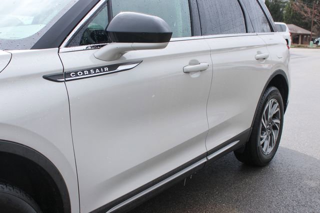 Used 2024 Lincoln Corsair Premiere image 45