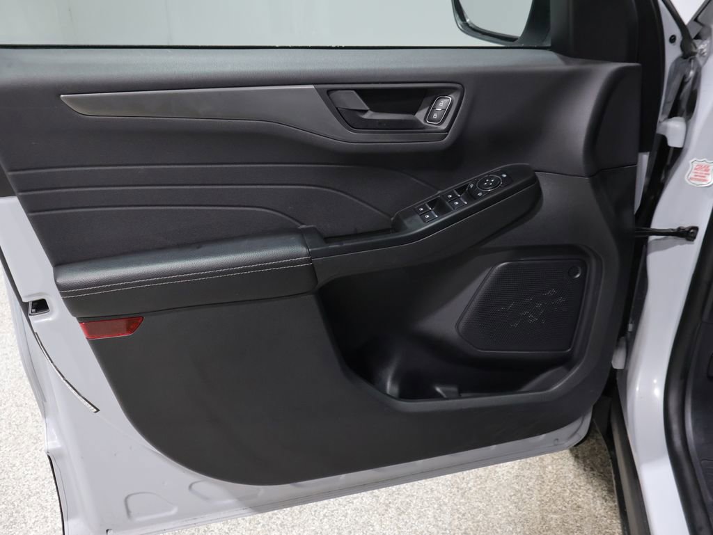 Used 2025 Ford Escape Active image 12