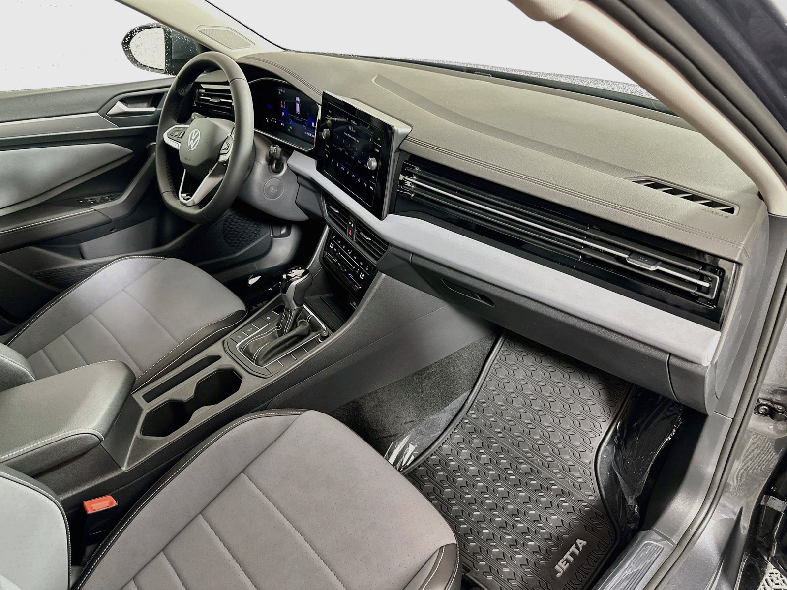 New 2027 Volkswagen Jetta SE FWD image 28
