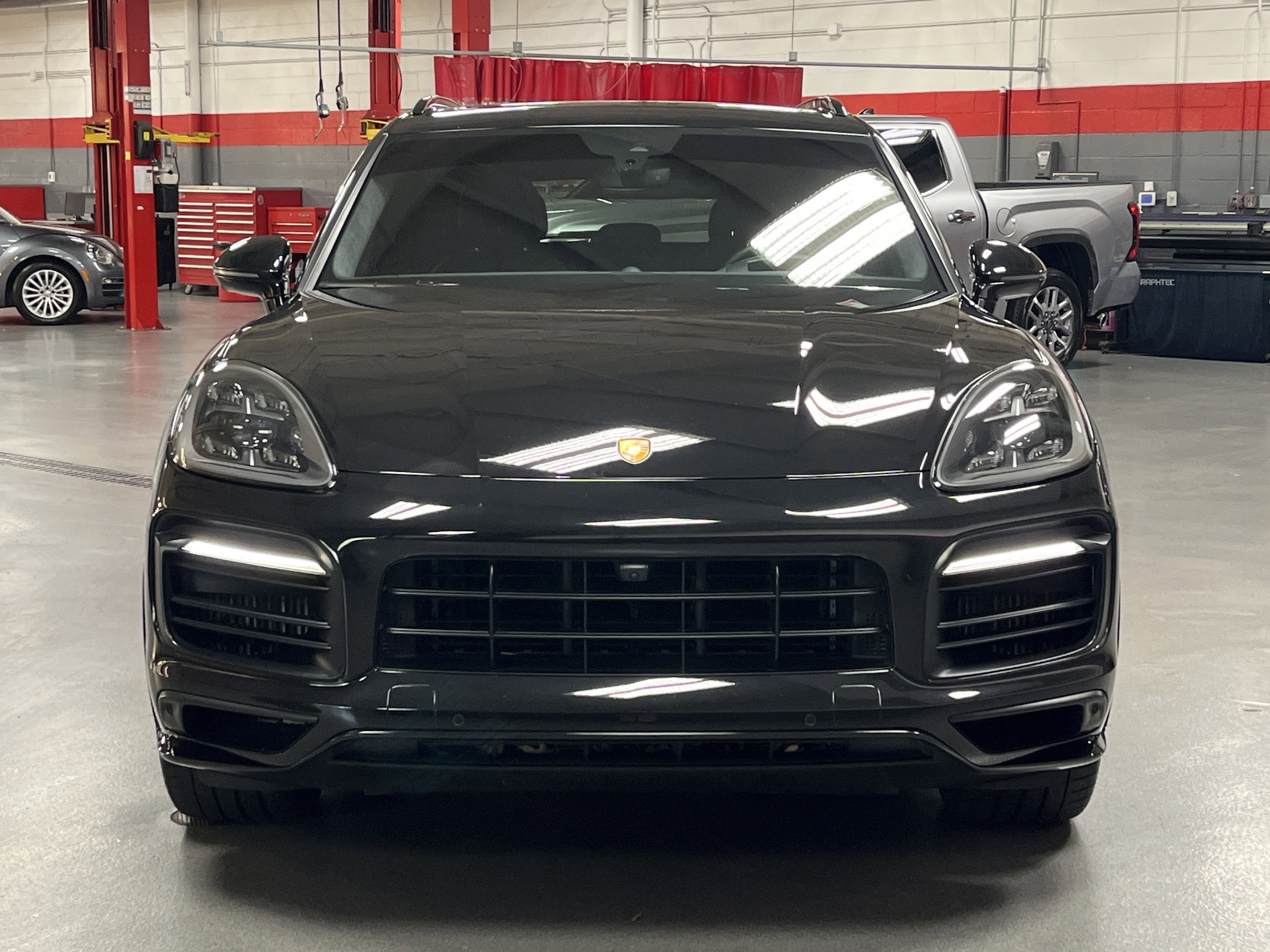 Used 2023 Porsche Cayenne GTS video 3