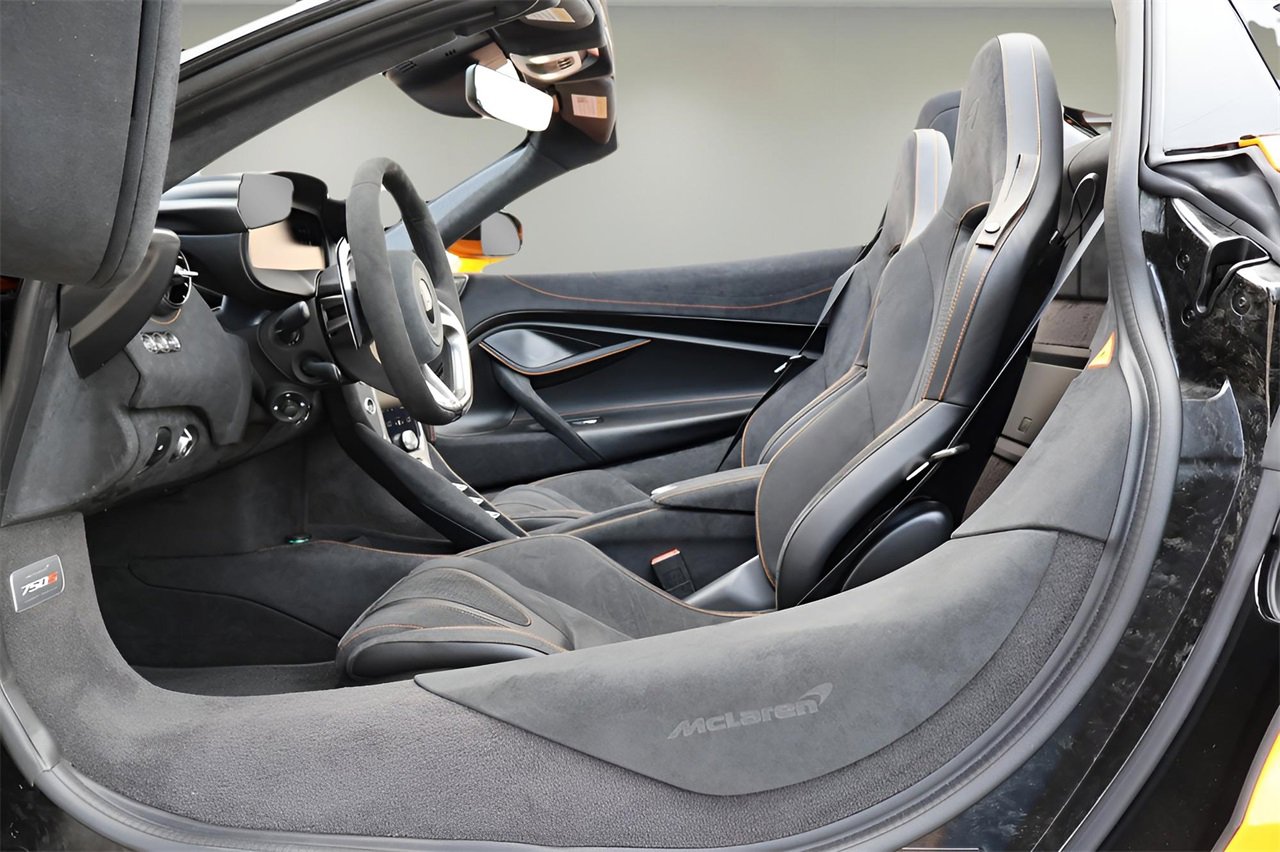 New 2025 McLaren 750S Spider image 10