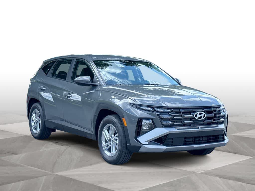 New 2026 Hyundai Tucson SE FWD image 2