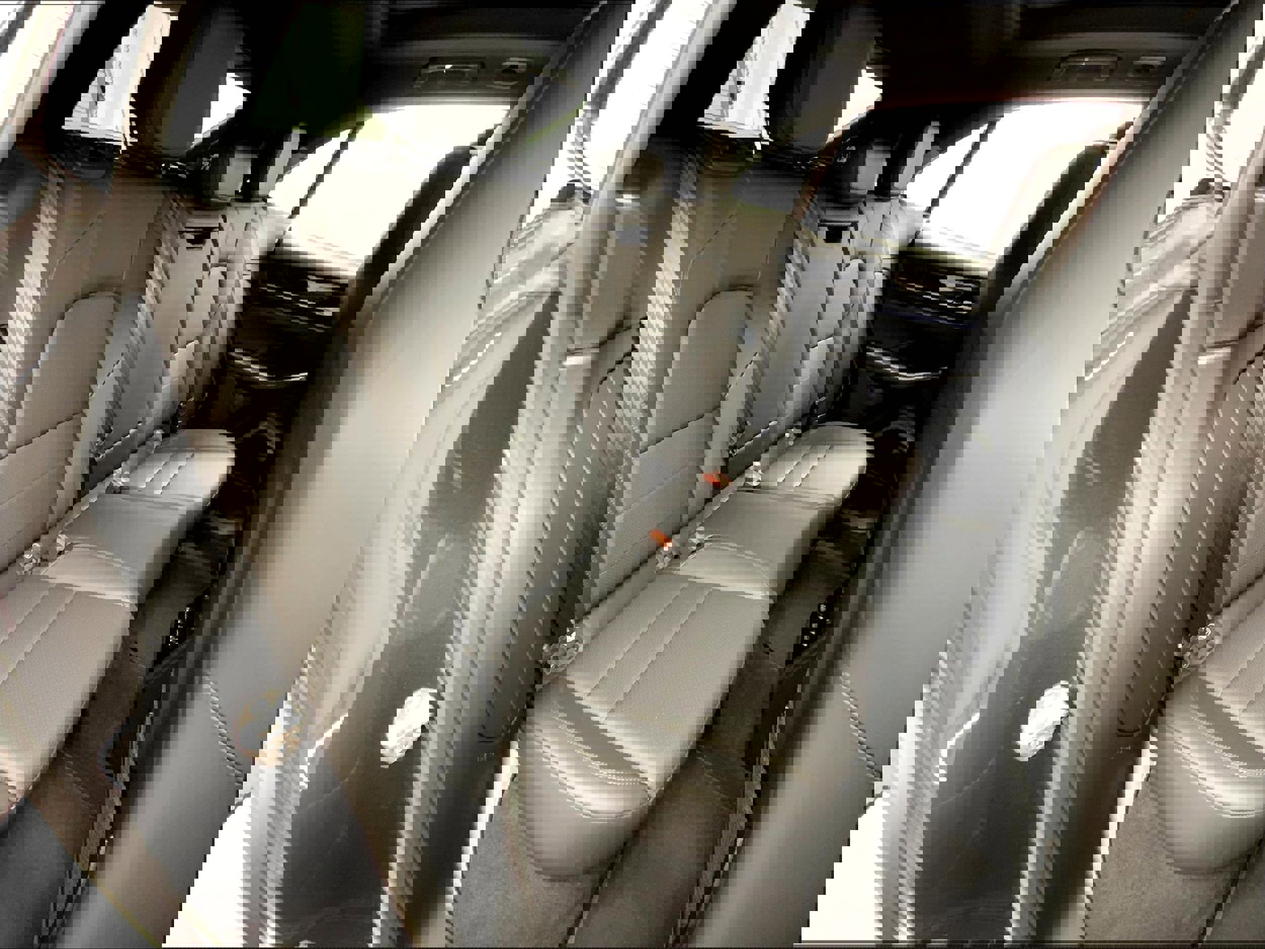 Used 2025 Porsche Macan Electric image 22