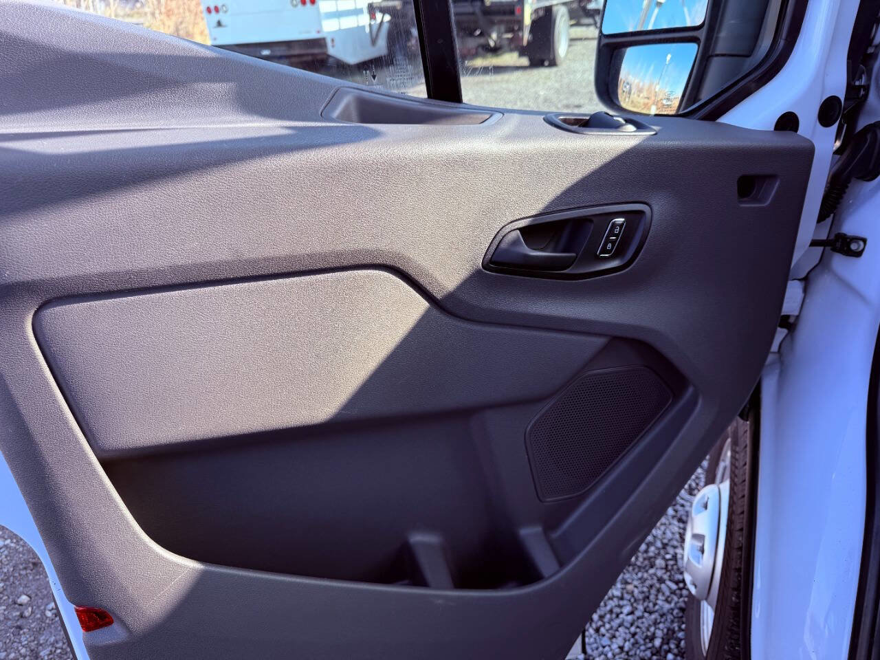 Used 2023 Ford Transit 250 Low Roof AWD w/ Exterior Upgrade Package image 23