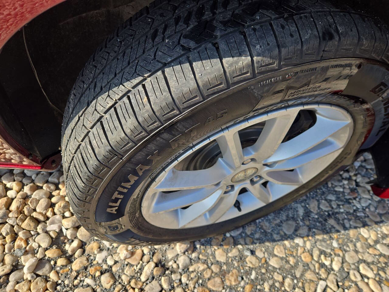 Used 2019 Dodge Grand Caravan SXT image 14