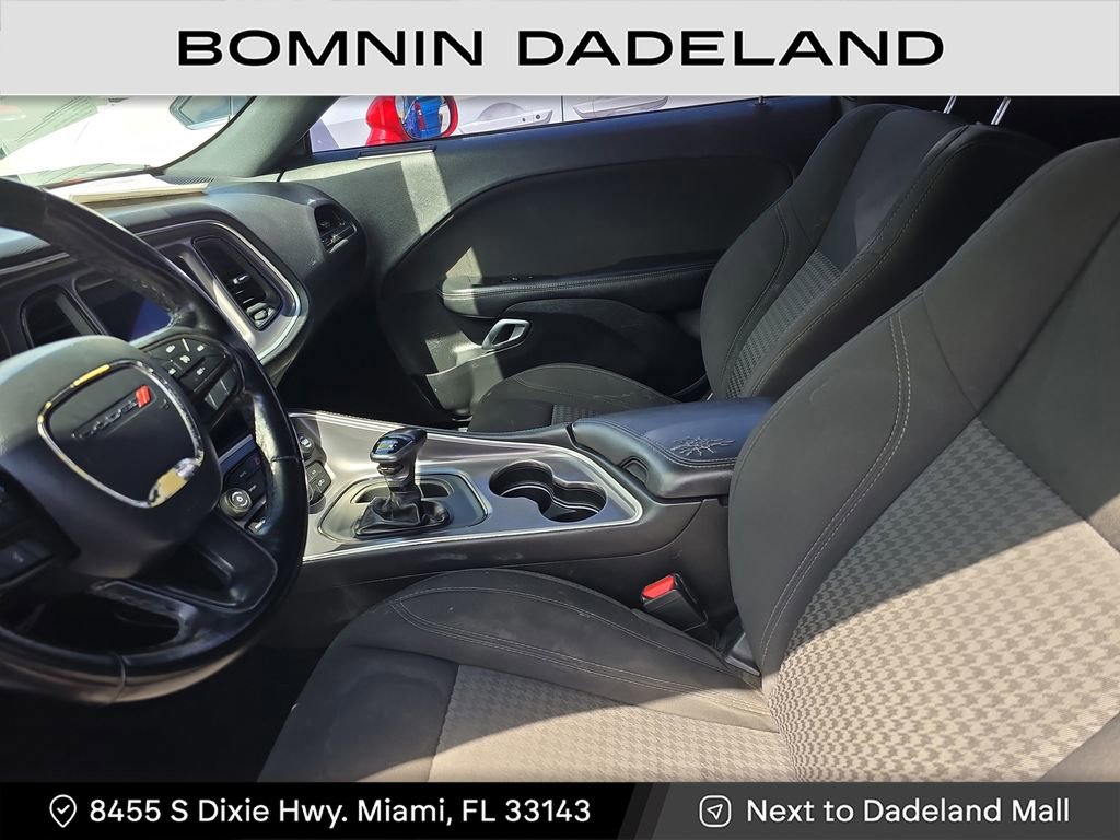 Used 2020 Dodge Challenger SXT image 13