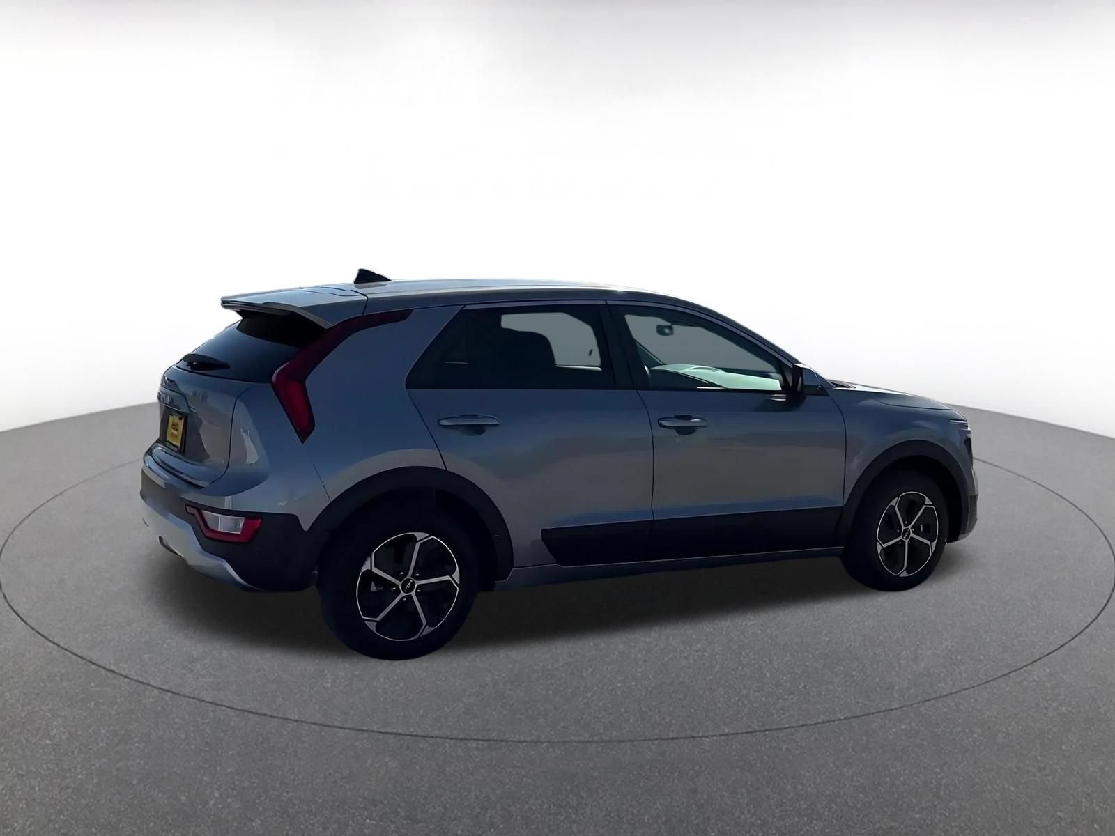 Used 2026 Kia Niro LX FWD image 15
