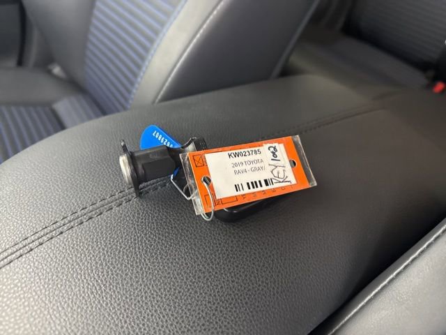 Used 2019 Toyota RAV4 XSE image 33