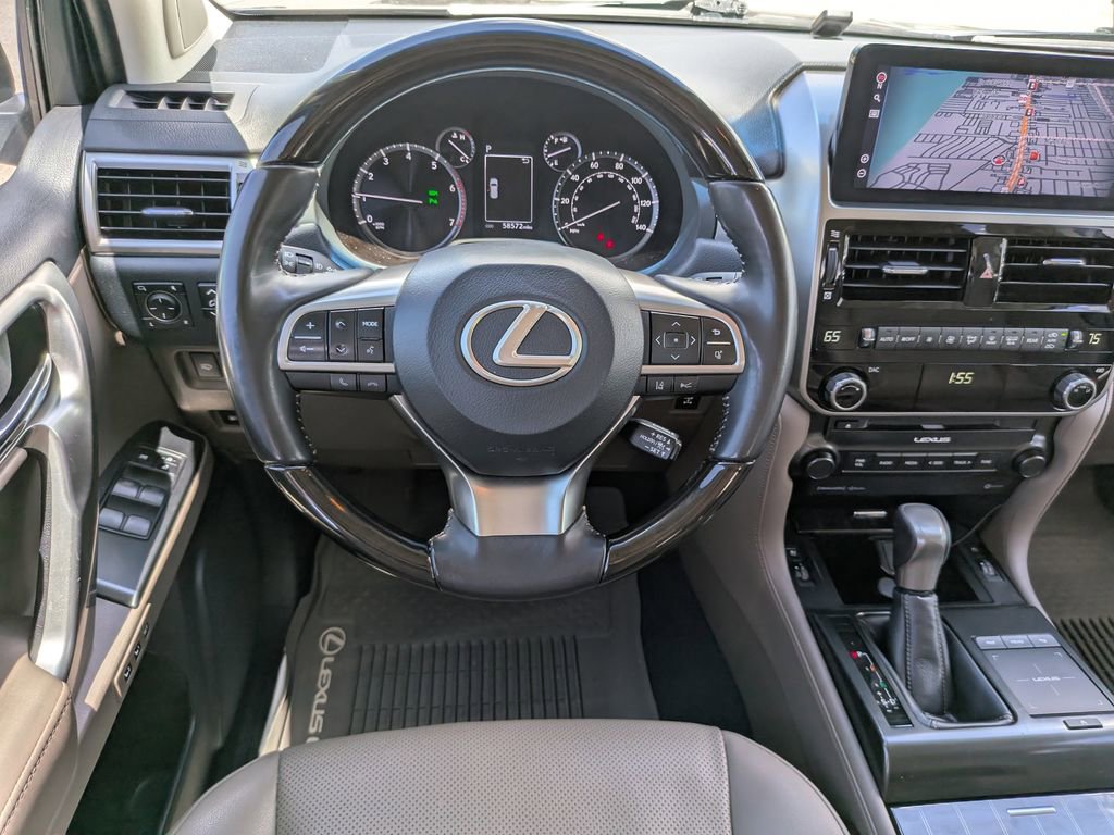 Used 2023 Lexus GX 460 Premium w/ Premium Package AWD/4WD image 12