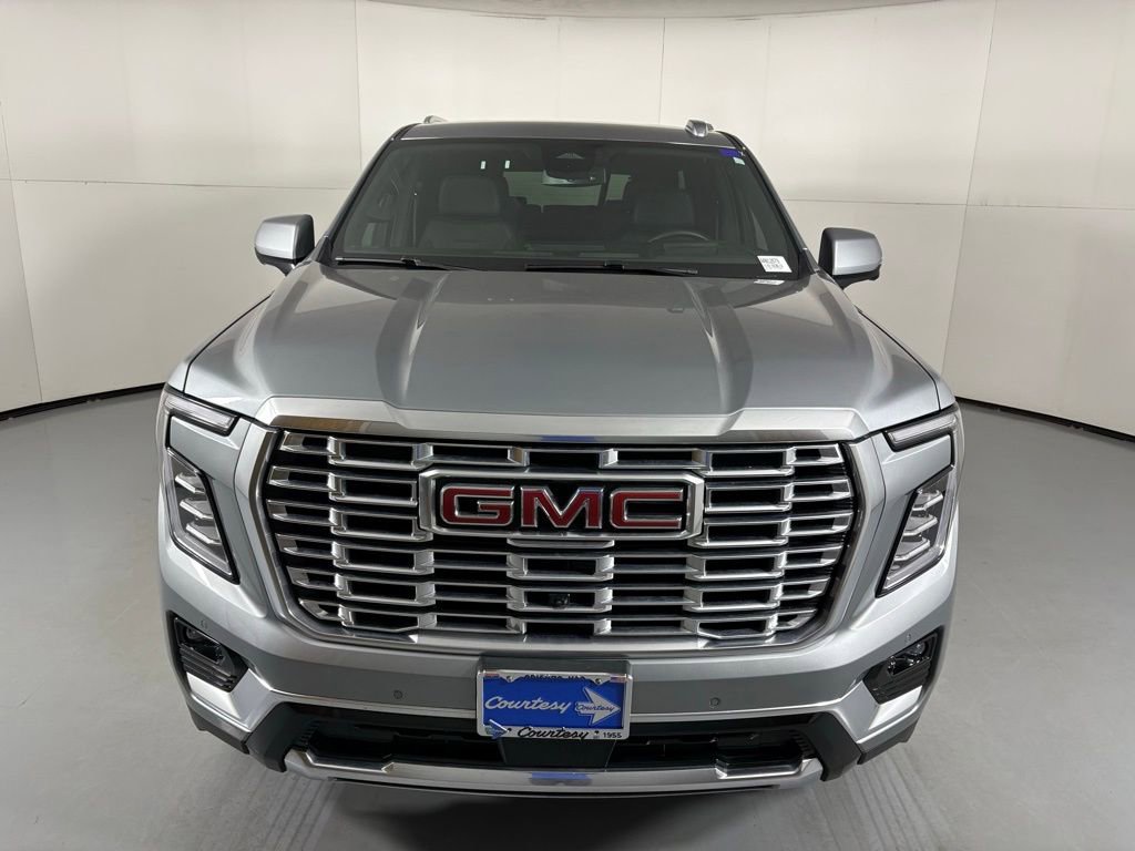 Used 2025 GMC Yukon Denali image 3
