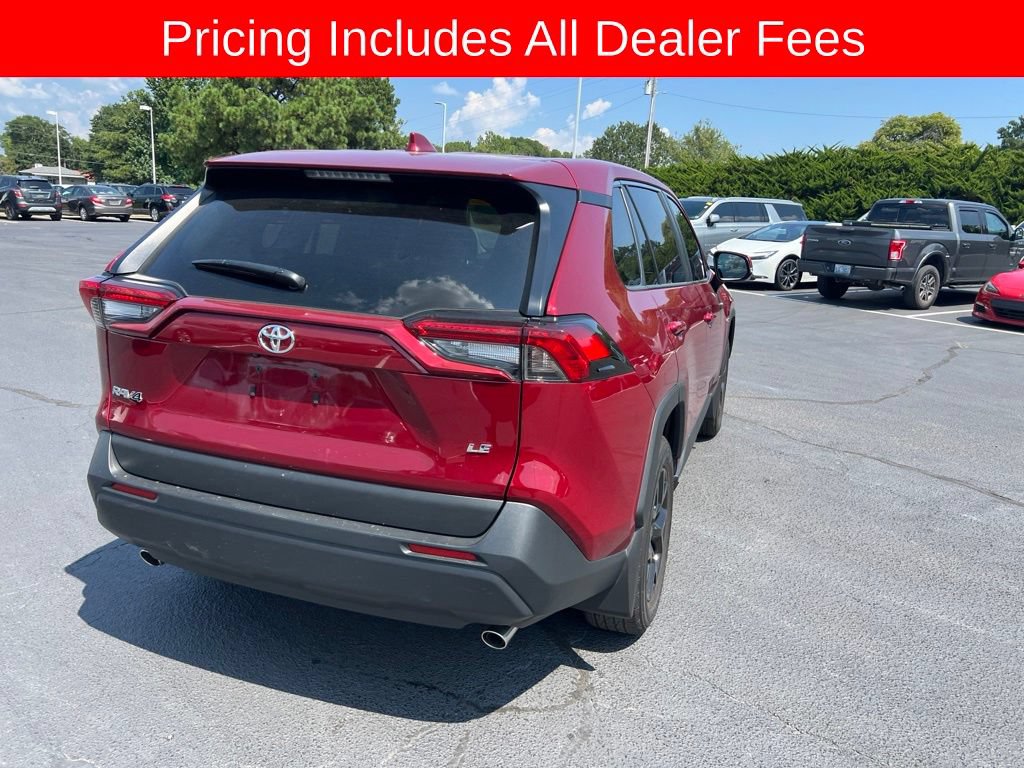 Used 2025 Toyota RAV4 LE FWD image 17
