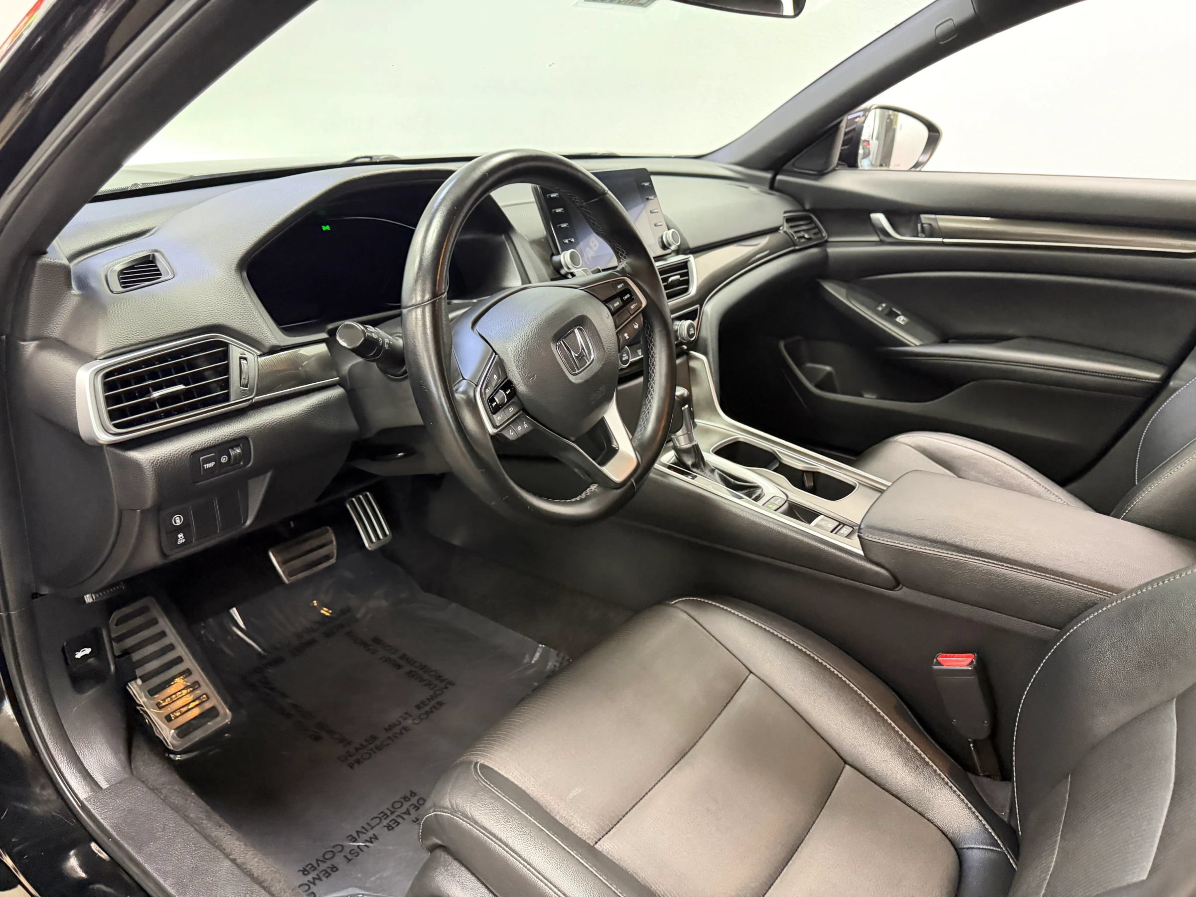Used 2019 Honda Accord Sport image 13