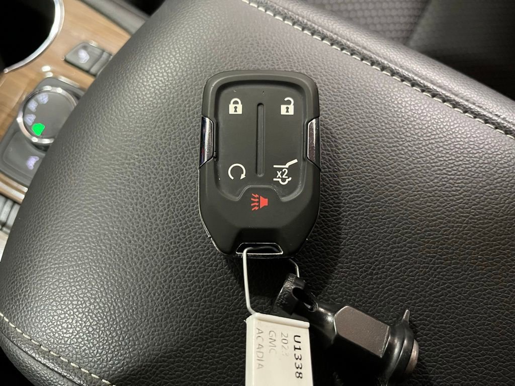 Certified 2023 GMC Acadia SLE w/ Driver Convenience Package image 35
