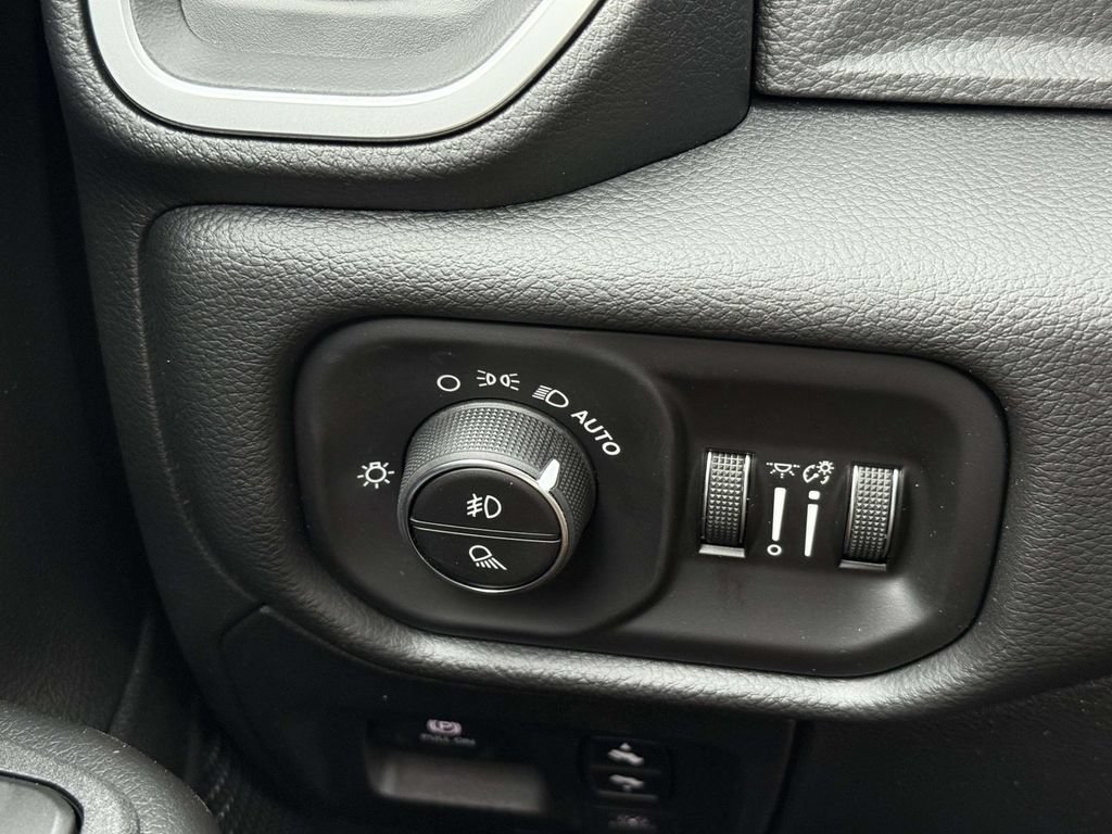 New 2026 RAM 1500 Big Horn AWD/4WD image 26
