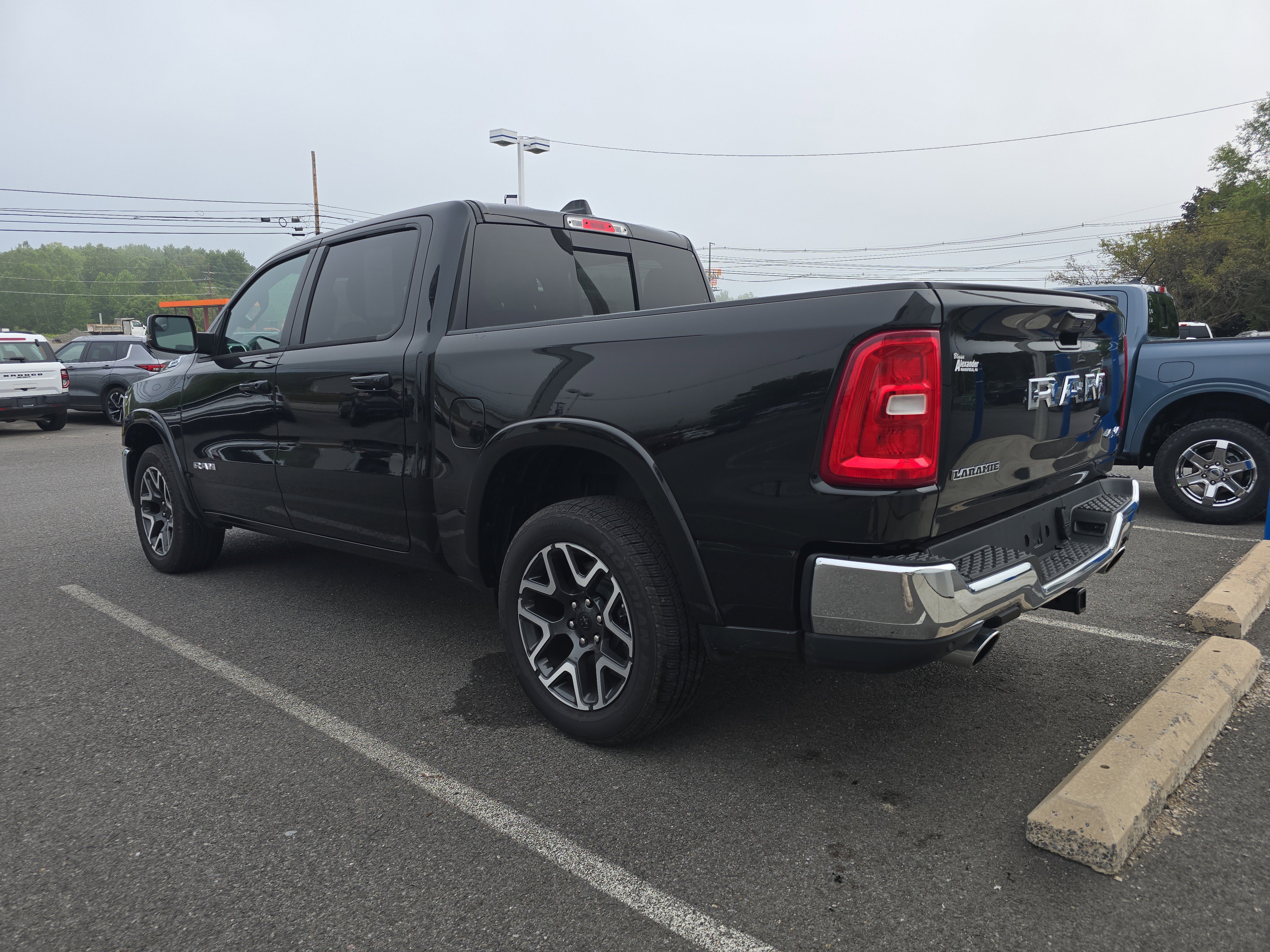 Used 2025 RAM 1500 Laramie image 6