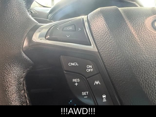 Used 2022 Ford Edge Titanium w/ Equipment Group 301A AWD/4WD image 25