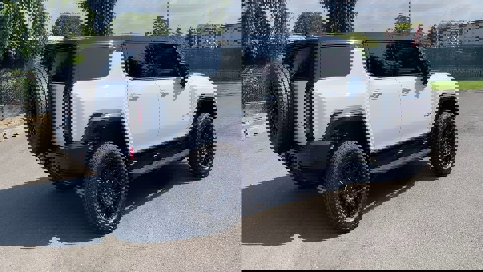 New 2026 GMC Hummer EV SUV image 75