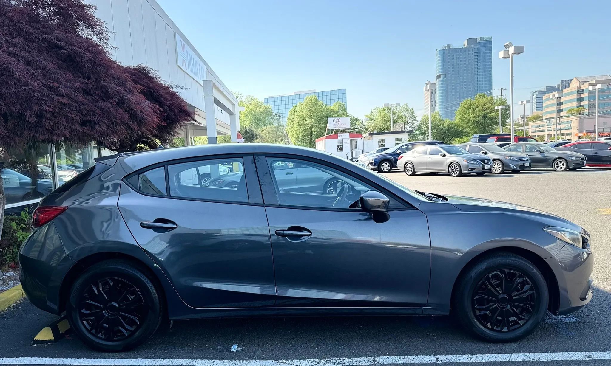 Used 2014 MAZDA MAZDA3 i Sport image 8