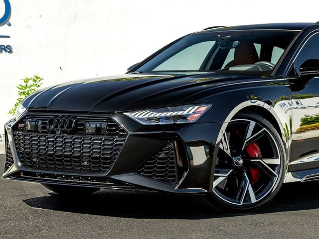 Certified 2023 Audi RS 6 w/ Executive Package AWD/4WD image 2