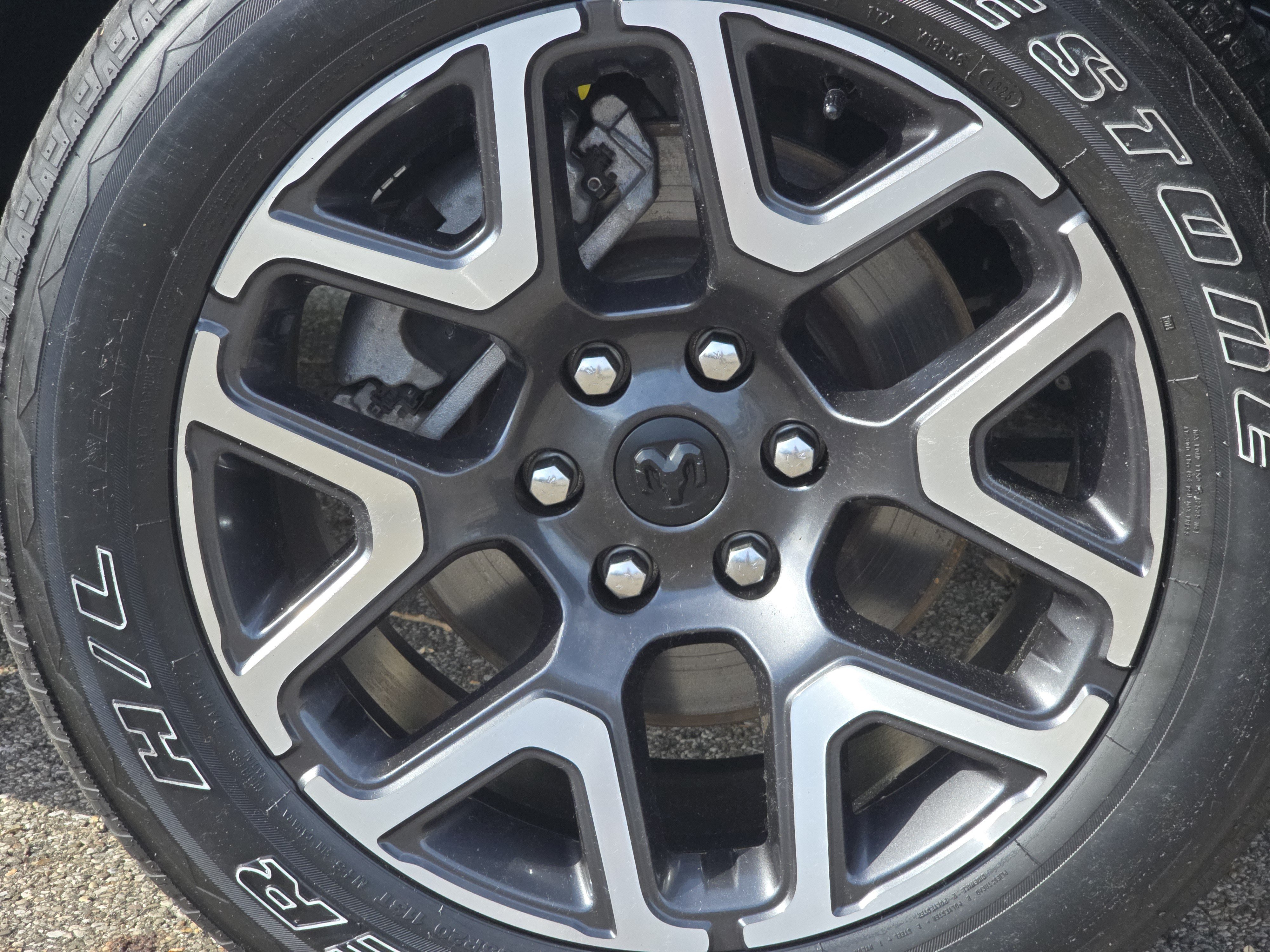 Used 2026 RAM 1500 Laramie w/ Sport Appearance Package AWD/4WD image 14