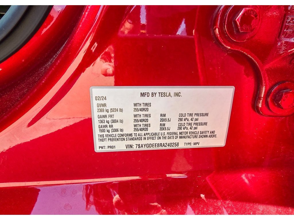 Used 2024 Tesla Model Y Long Range AWD/4WD image 41